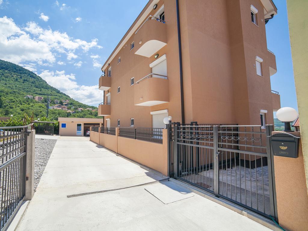Apartments Urban Wild Котор Экстерьер фото