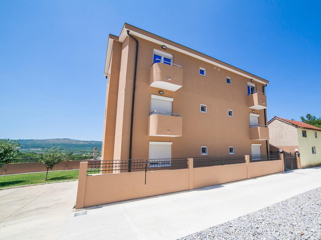 Apartments Urban Wild Котор Экстерьер фото